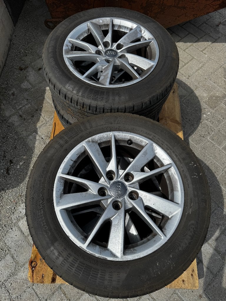 Audi wielen velgen compleet met Continental band 205/60R16, Auto-onderdelen, Ophalen, Gebruikt, 16 inch, Banden en Velgen