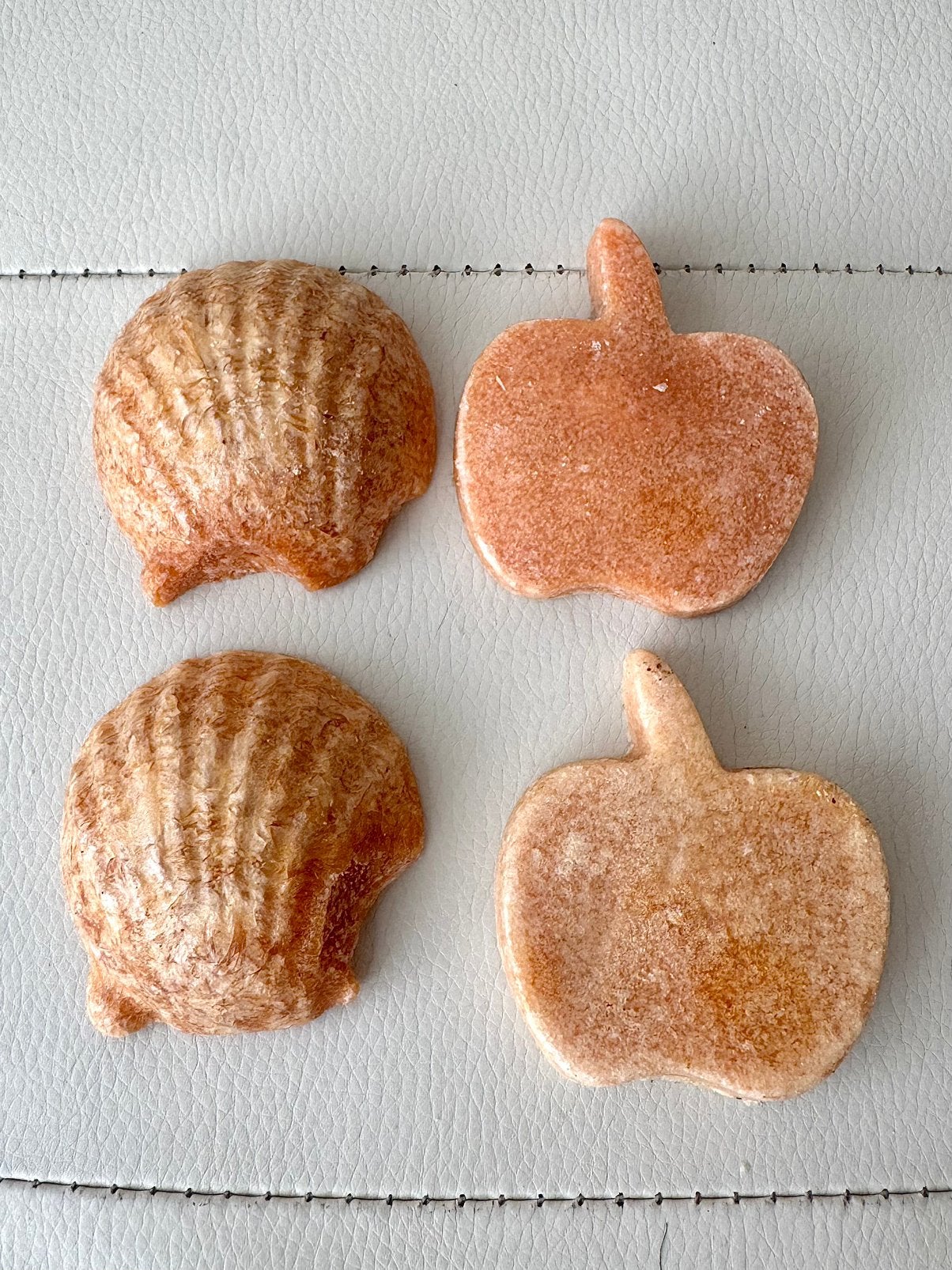 Amberblokjes appel en schelpen vorm verschillende geuren, Verzenden, Gebruikt, Bruin