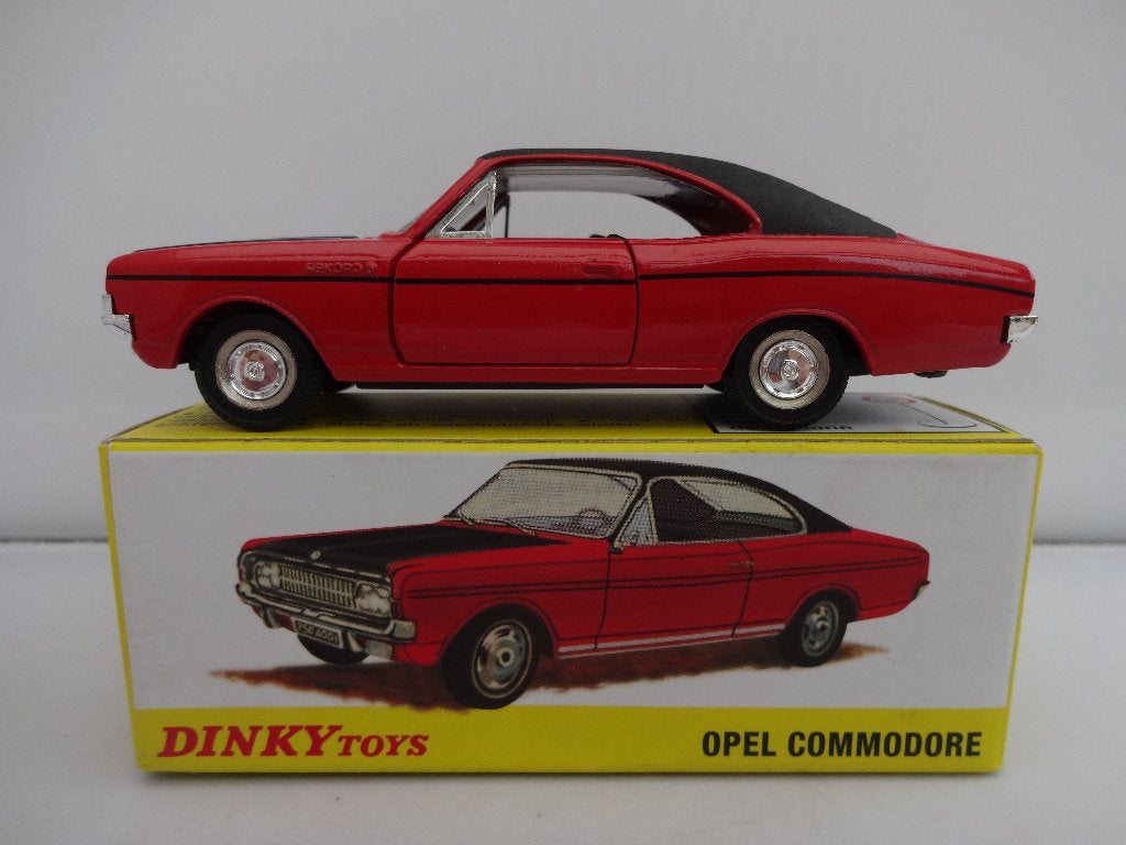 Opel Commodore rood nr: 1420 van Dinky Toys schaal 1:43, Hobby en Vrije tijd, Ophalen of Verzenden, Nieuw, Auto, Dinky Toys