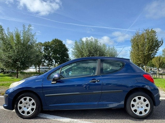 Peugeot 207 1.4-16V XR Electric pakket Airco NW APK!, Auto's, Voorwielaandrijving, Stof, Zwart, 4 cilinders