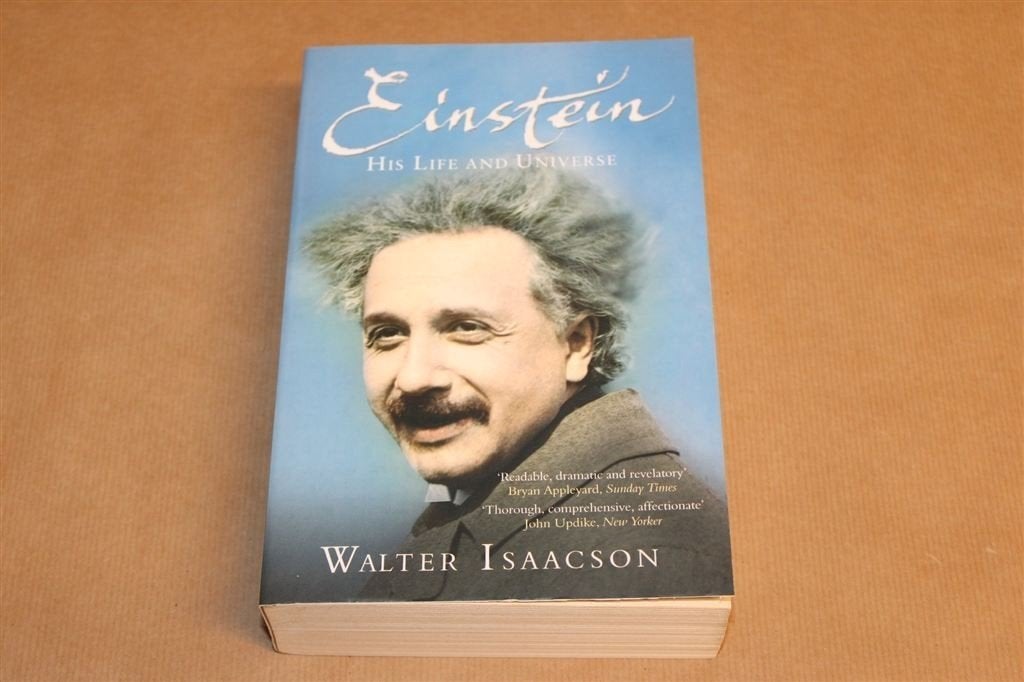 Einstein — His Life and Universe, Isaacson, Ophalen of Verzenden, Gelezen, Sport