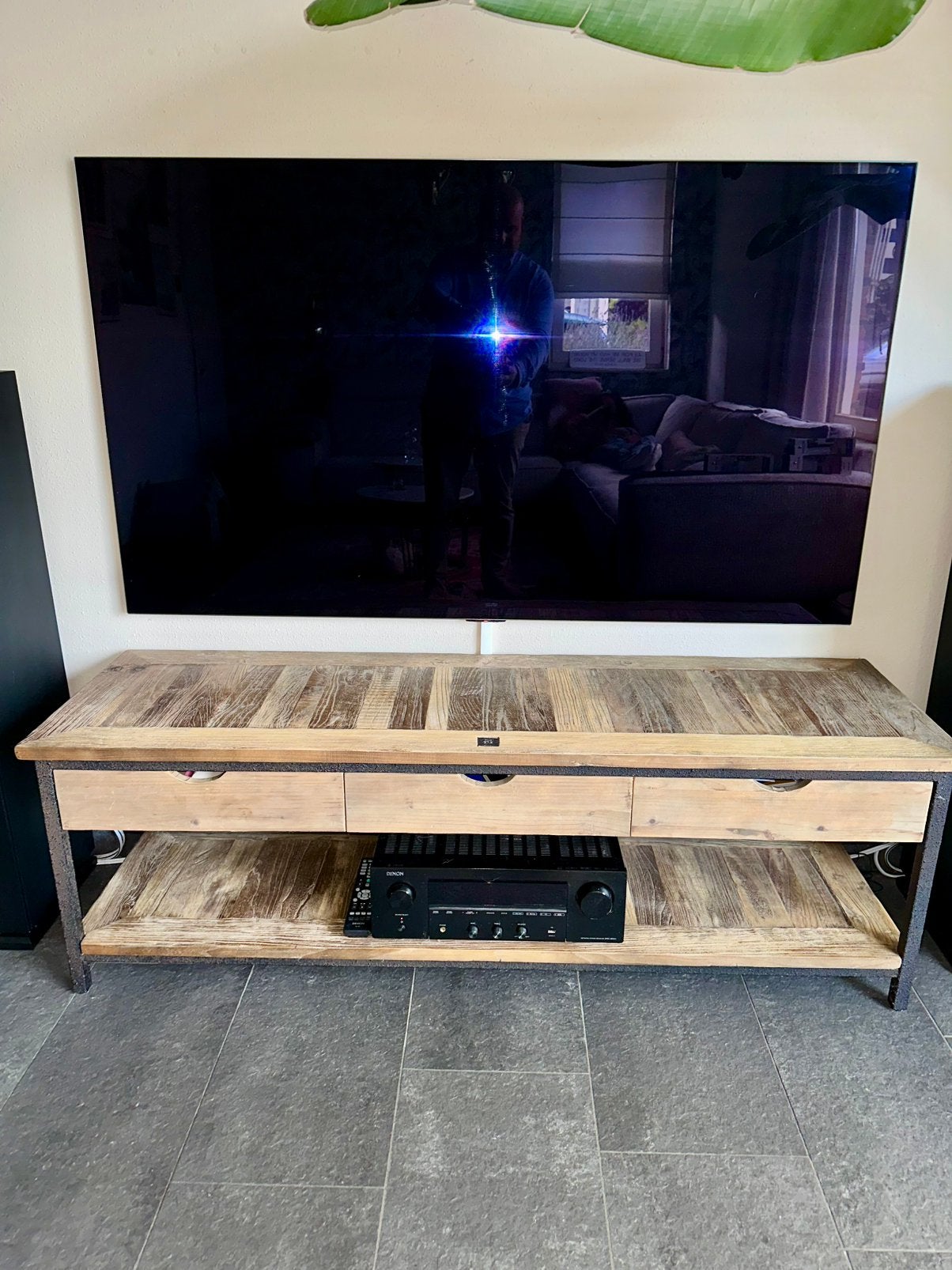 Origineel Rivièra Maison TV-meubel hout & metaal 3 laden, Ophalen, 100 tot 150 cm, Zo goed als nieuw, Minder dan 100 cm