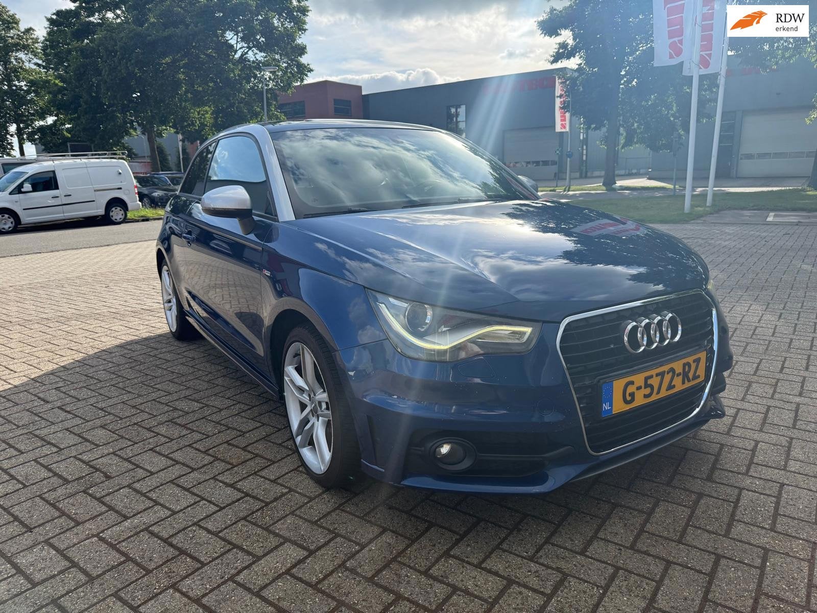 Audi A1 1.4 TFSI S edition AUTOMAAT PANORAMA 184 PK, Auto's, Audi, Euro 5, Zwart, 4 cilinders, 1165 kg