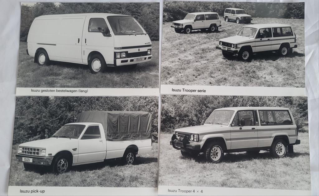 ISUZU BESYELWAGENS 4 OUDE RECLAME AUTO'S, Ophalen of Verzenden