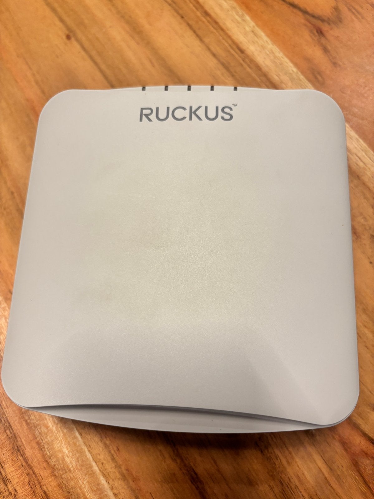 Ruckus R350 Access Point - Zo goed als nieuw, Computers en Software, Ophalen of Verzenden, Zo goed als nieuw