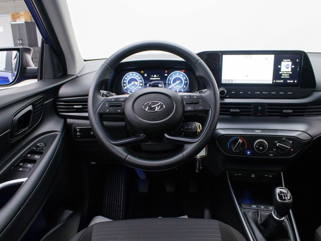 Hyundai i20 1.0 T-GDI Comfort Smart | Navigatie (bj 2022), Gebruikt, Origineel Nederlands, Handgeschakeld, 99 pk