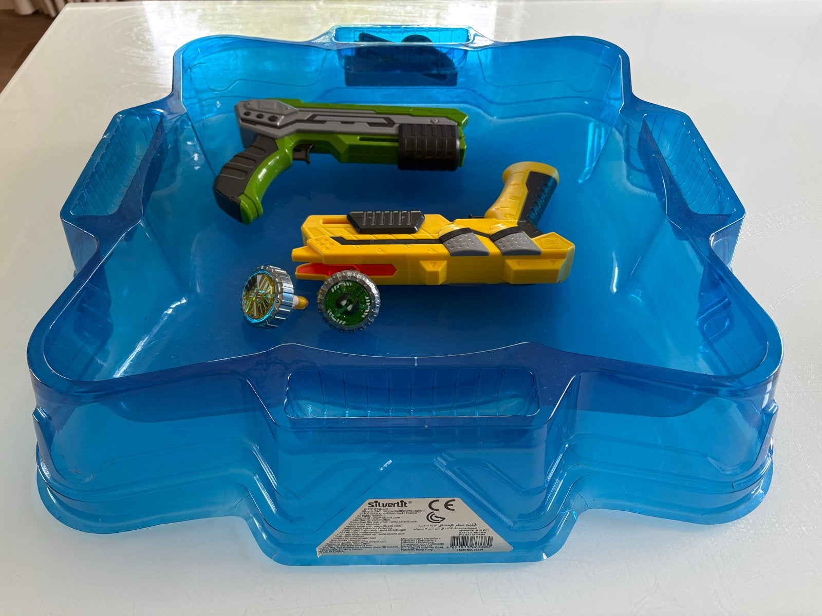 Silverlit Spinner M.A.D. Battle Arena met 2 Spinners, Ophalen, Zo goed als nieuw, Jongen of Meisje