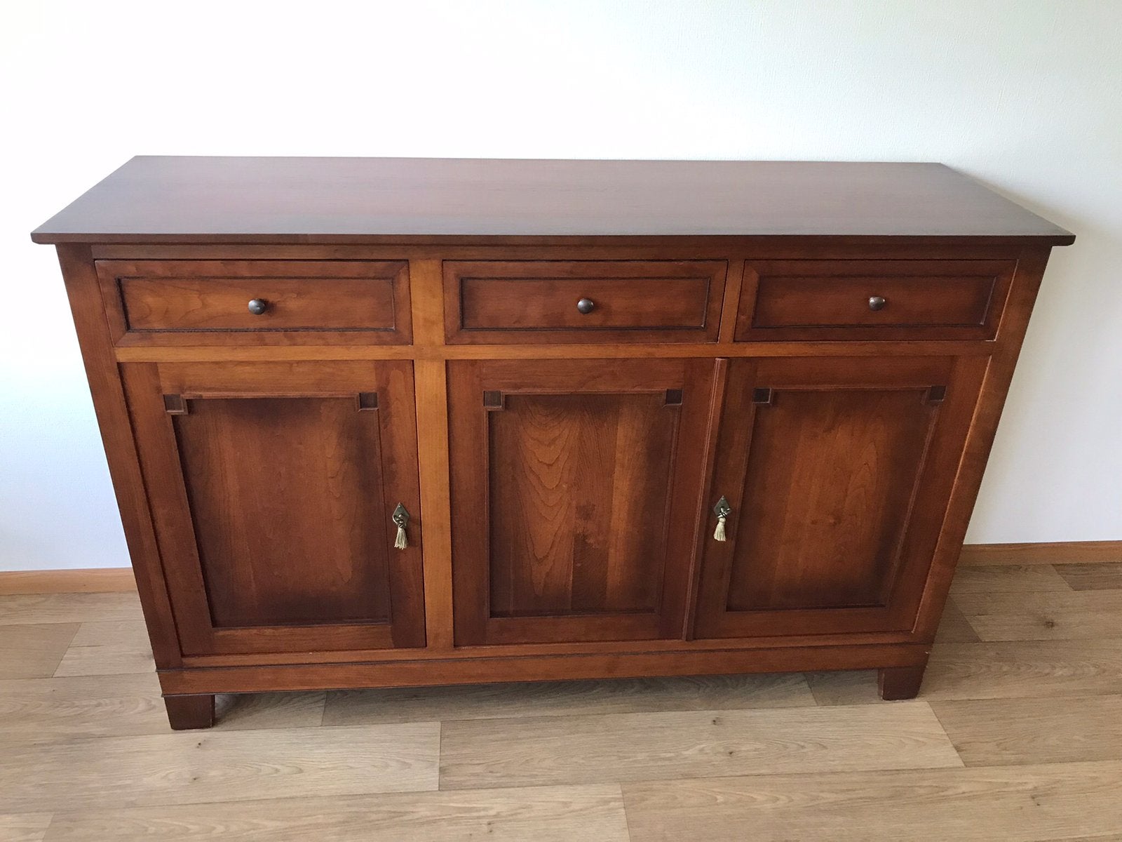 Houten Dressoir, Ophalen, Klassiek, 150 tot 200 cm, Met lade(s)