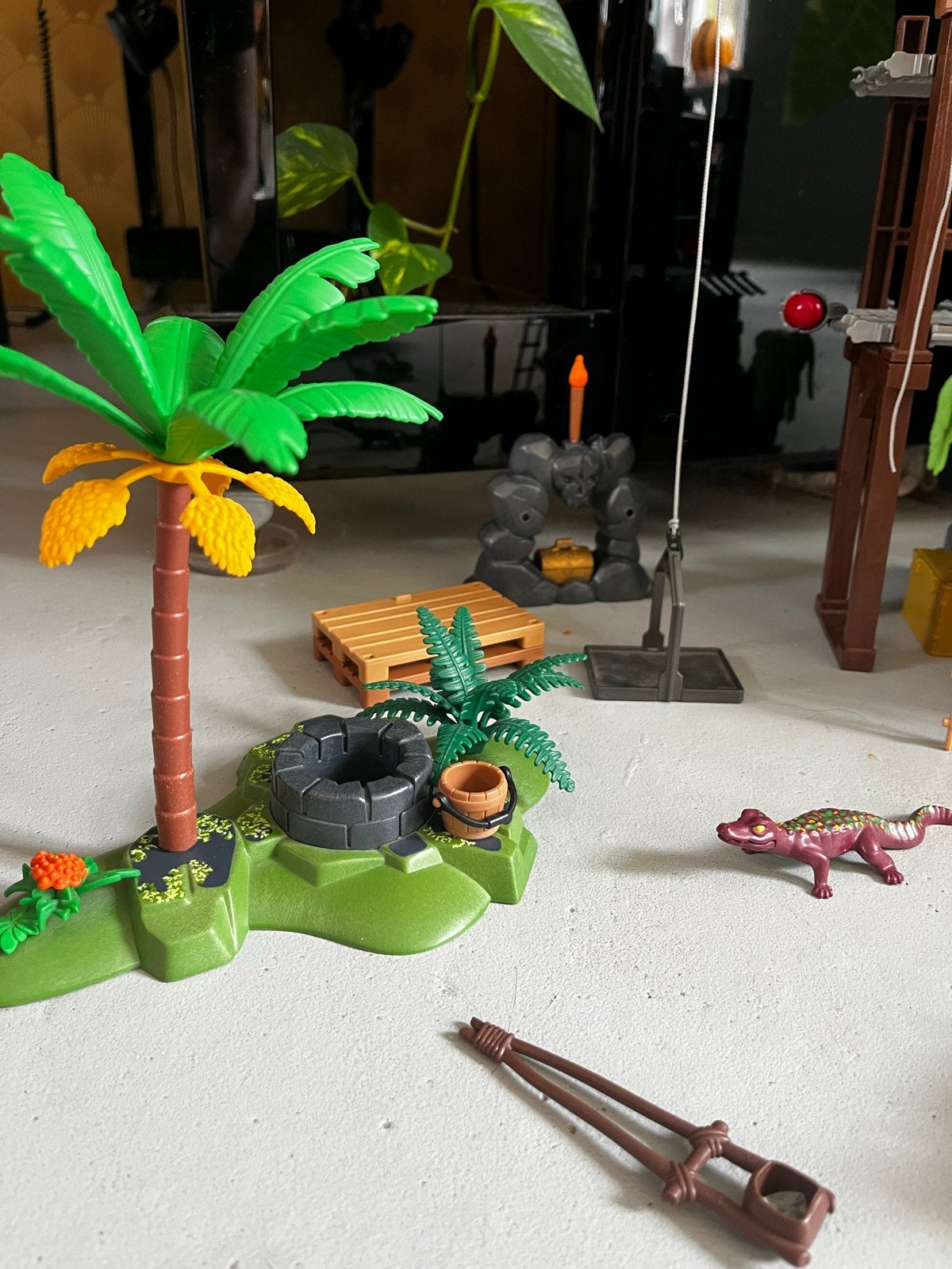 Playmobil Dino jungle set met UV-zaklamp en accessoires, Ophalen of Verzenden, Gebruikt