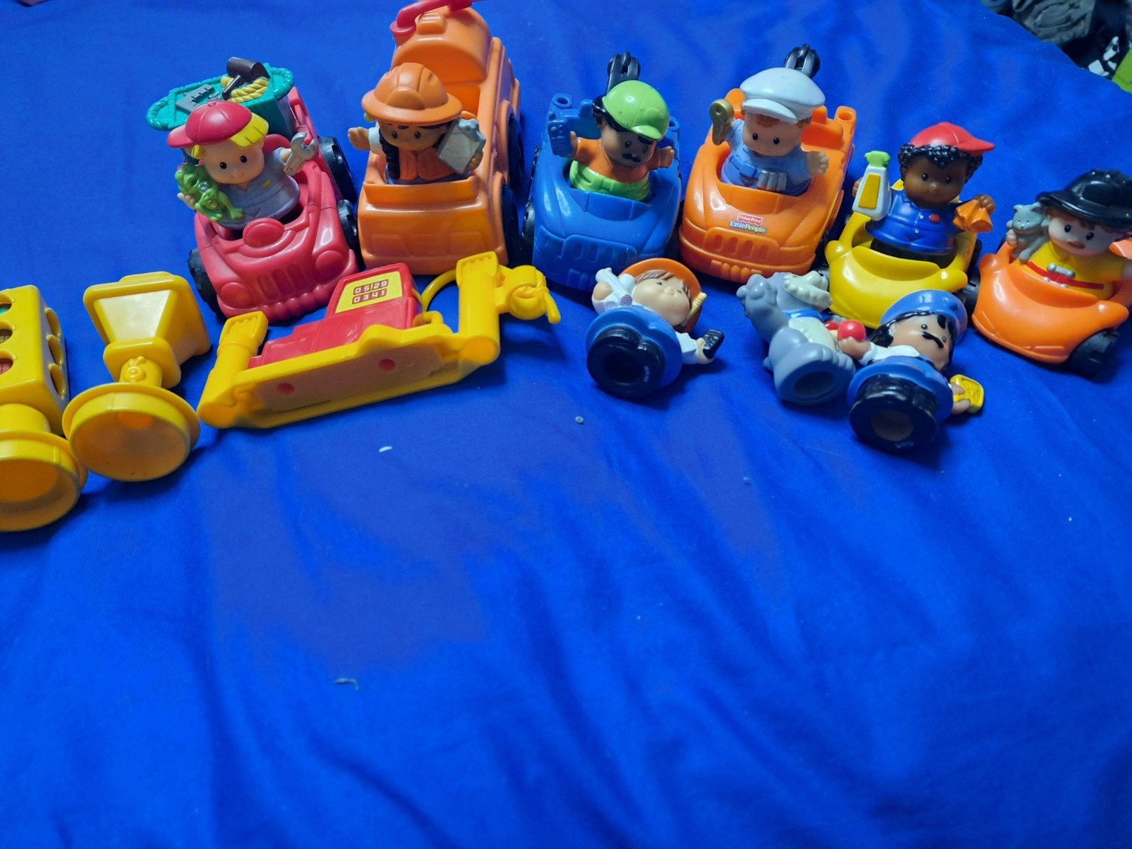 little people werk voertuigen en tankstation, Ophalen, Speelset