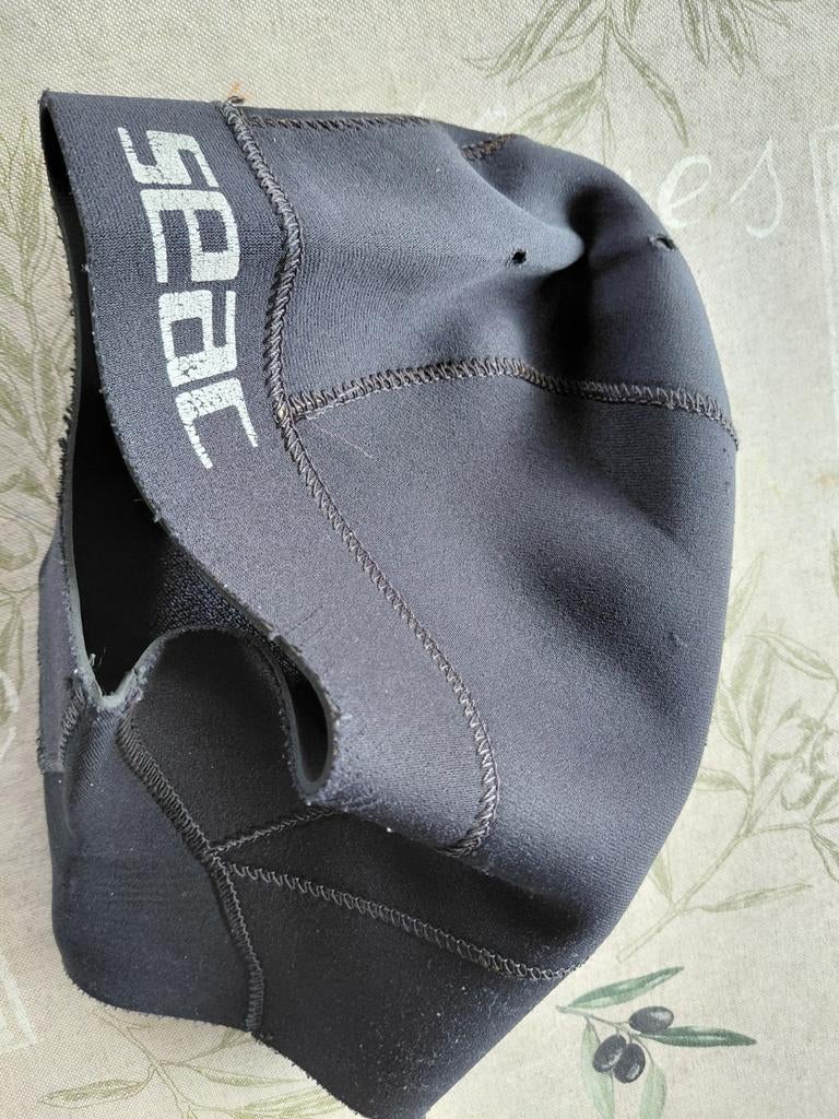 Duikcap 2 mm dik - Maat M - Bescherming en comfort, Ophalen of Verzenden