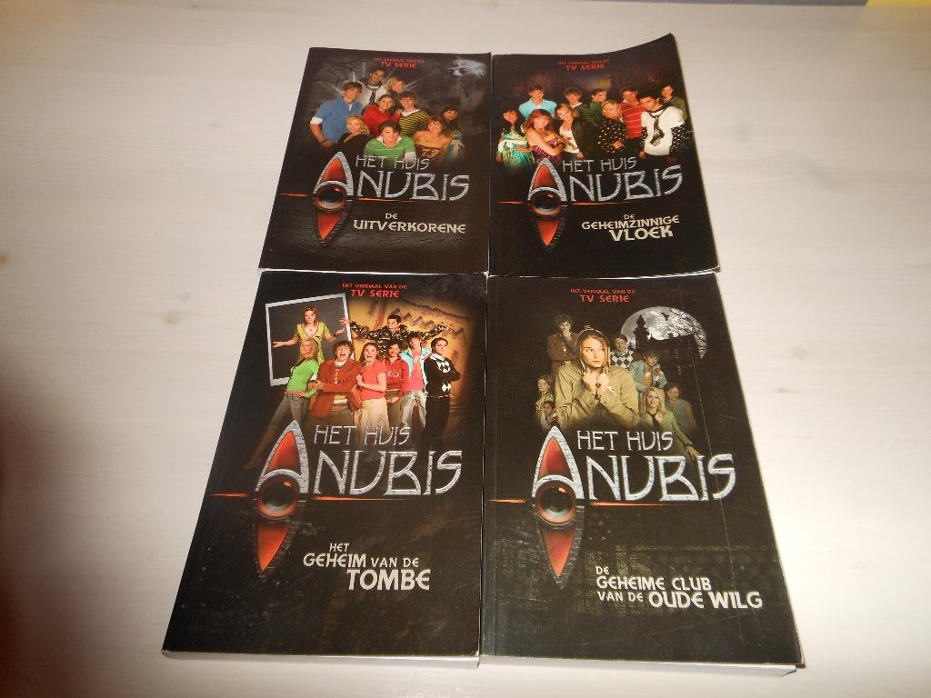 Het huis Anubis, Ophalen of Verzenden, Zo goed als nieuw