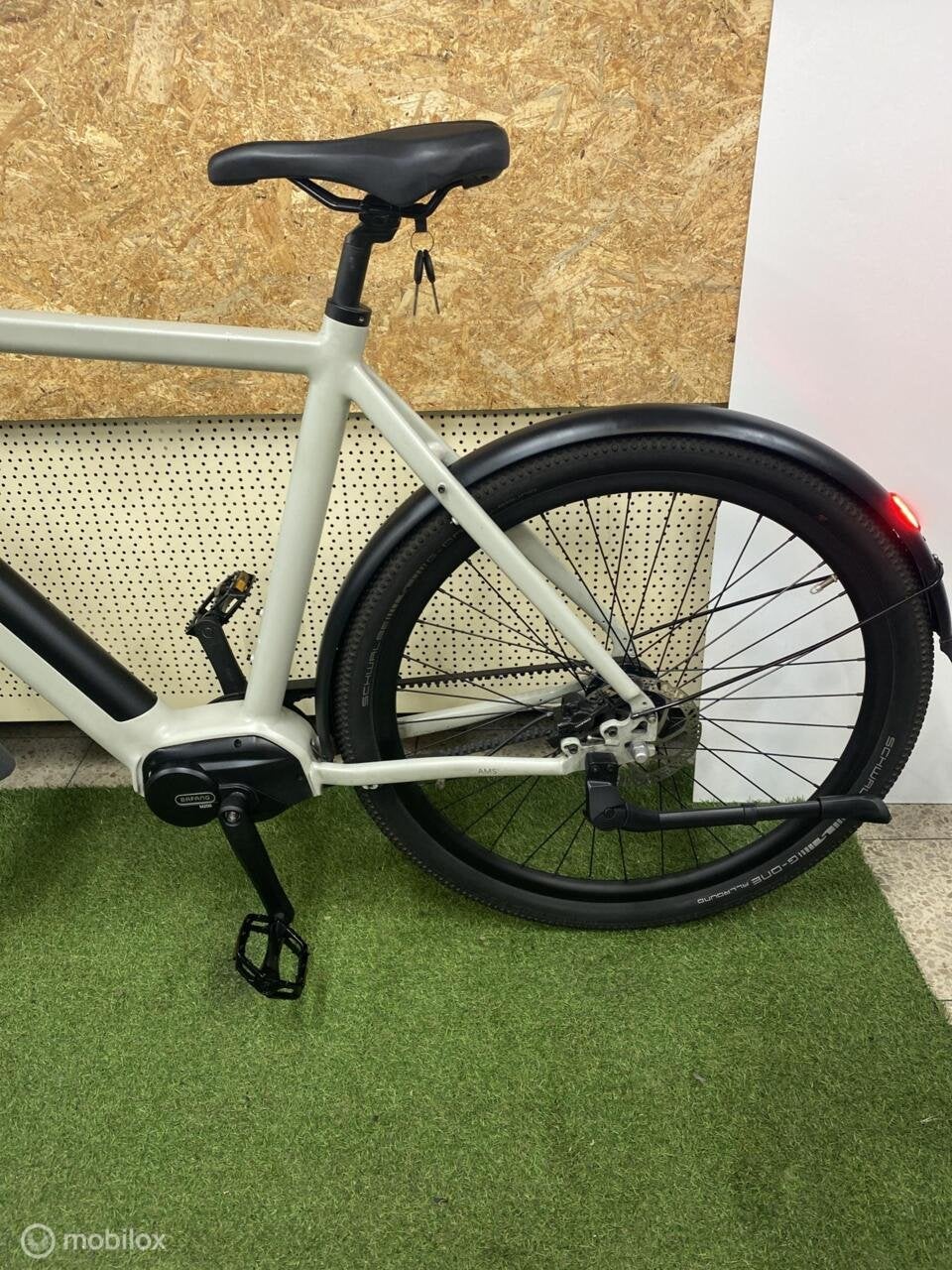 Foto 12 van LEKKER AMSTERDAM URBAN E BIKE 2025 61 CM BELT DRIVE
