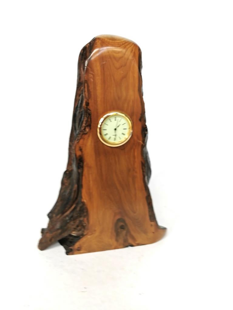 Klok sculptuur hout boomstam, botanische look, Verzenden