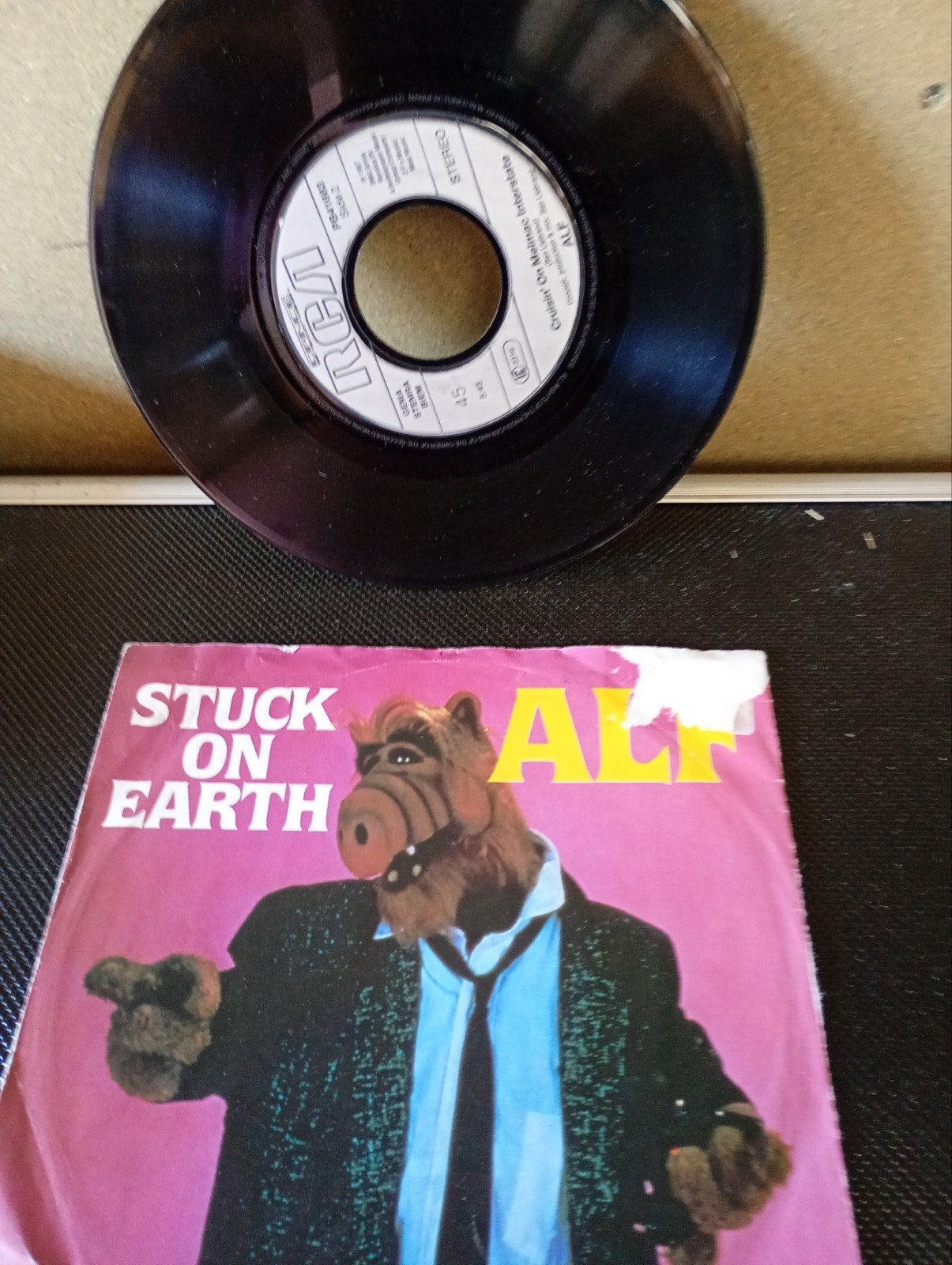 ALF - Stuck on Earth 7 inch single (1988), Ophalen, Gebruikt, 7 inch, Pop
