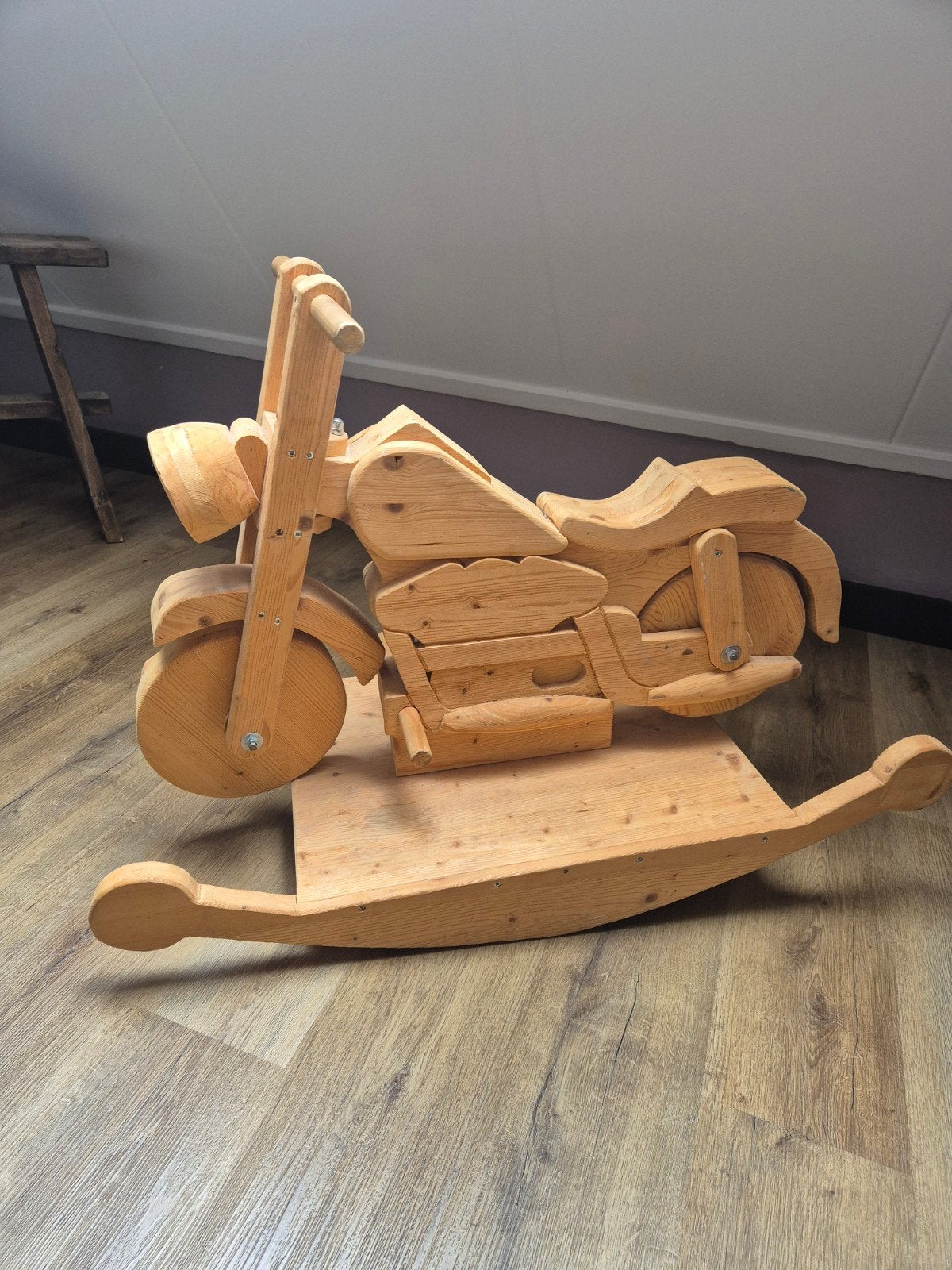 hobbelmotor, Ophalen, Zo goed als nieuw