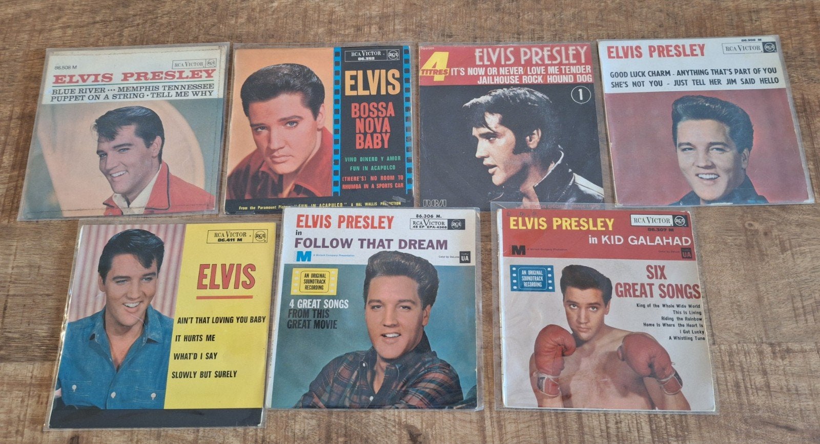 Foto 10 van Elvis Singles, Heel Veel.