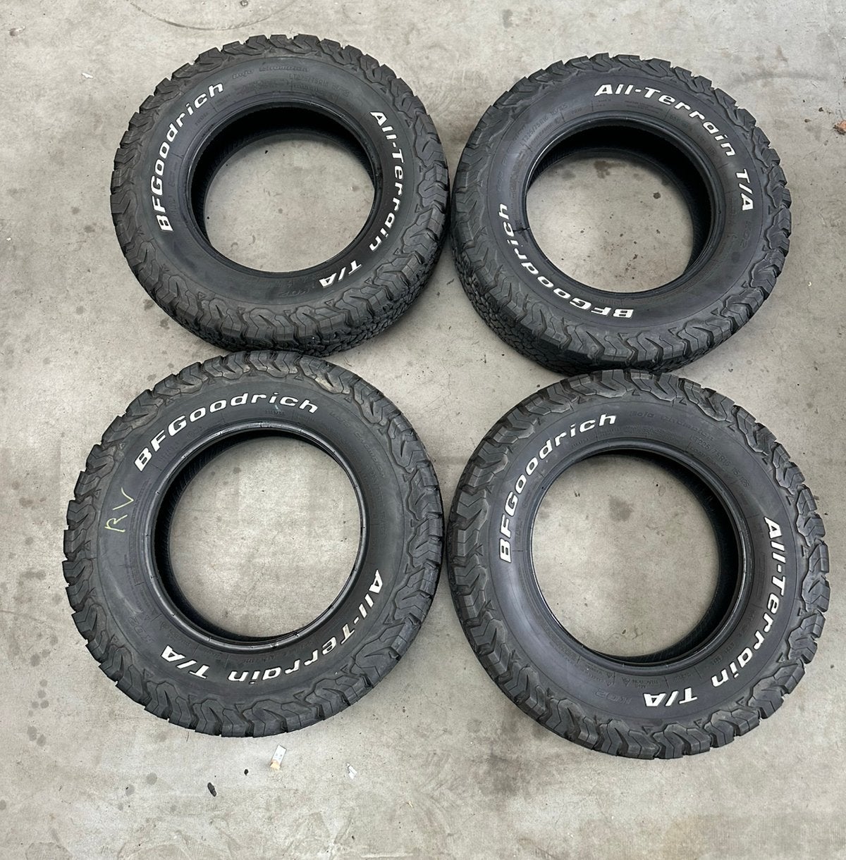 BF Goodrich All-Terrain t/a band 225/75R16 4 stuks, Ophalen of Verzenden, Gebruikt