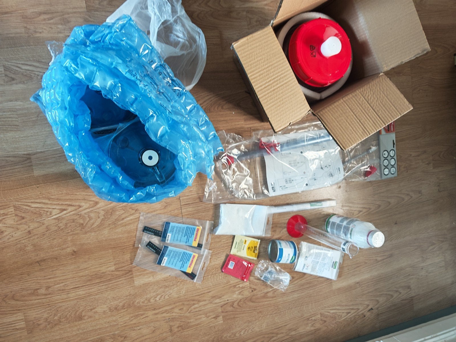 Diverse brouwspullen ongebruikt, Ophalen
