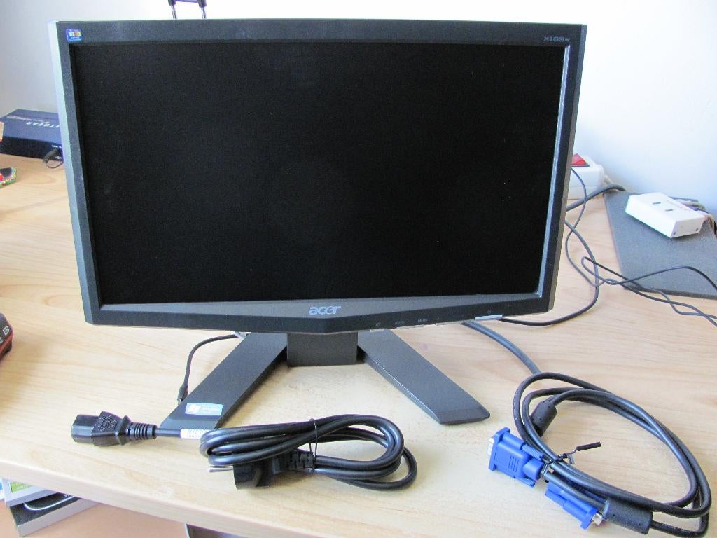 Acer monitor 15.6 inch, Computers en Software, Monitoren, Ophalen, Overige typen, VGA, 60 Hz of minder