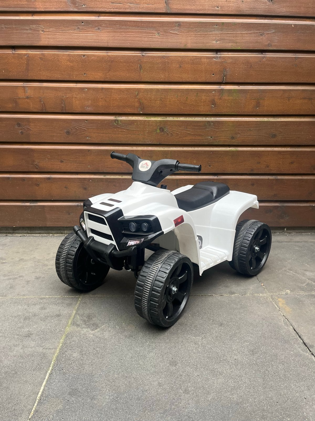 Elektrische kinder quad met gaspedaal vooruit/achteruit, Ophalen, Zo goed als nieuw