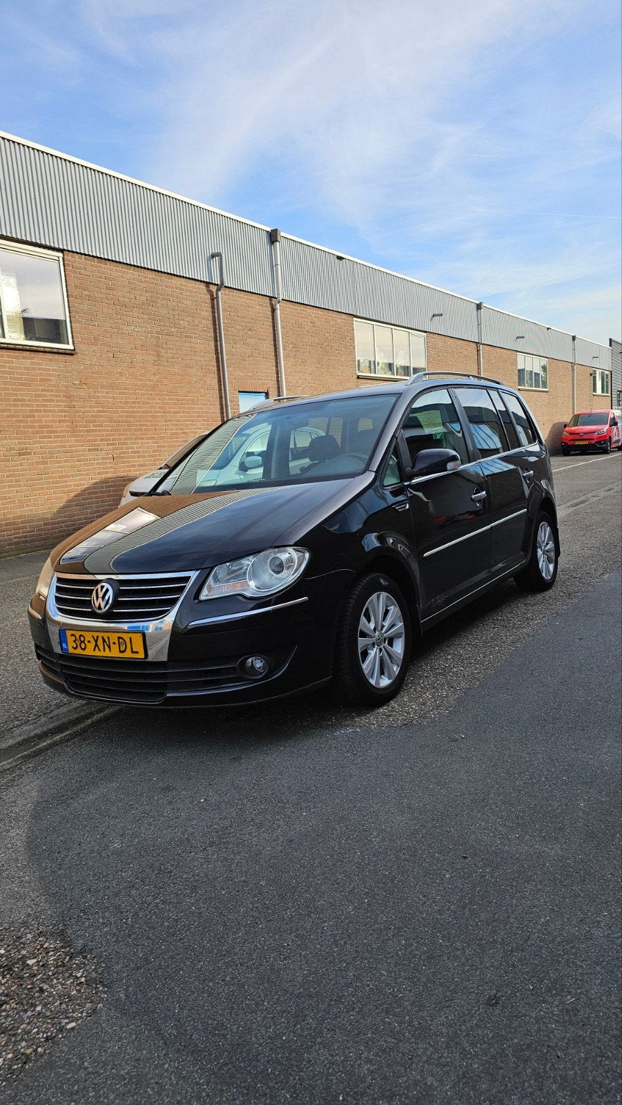 Volkswagen Touran 1.4 TSI 103KW 2007 Zwart7 personen, Auto's, Volkswagen, Voorwielaandrijving, Stof, 4 cilinders, 7 stoelen
