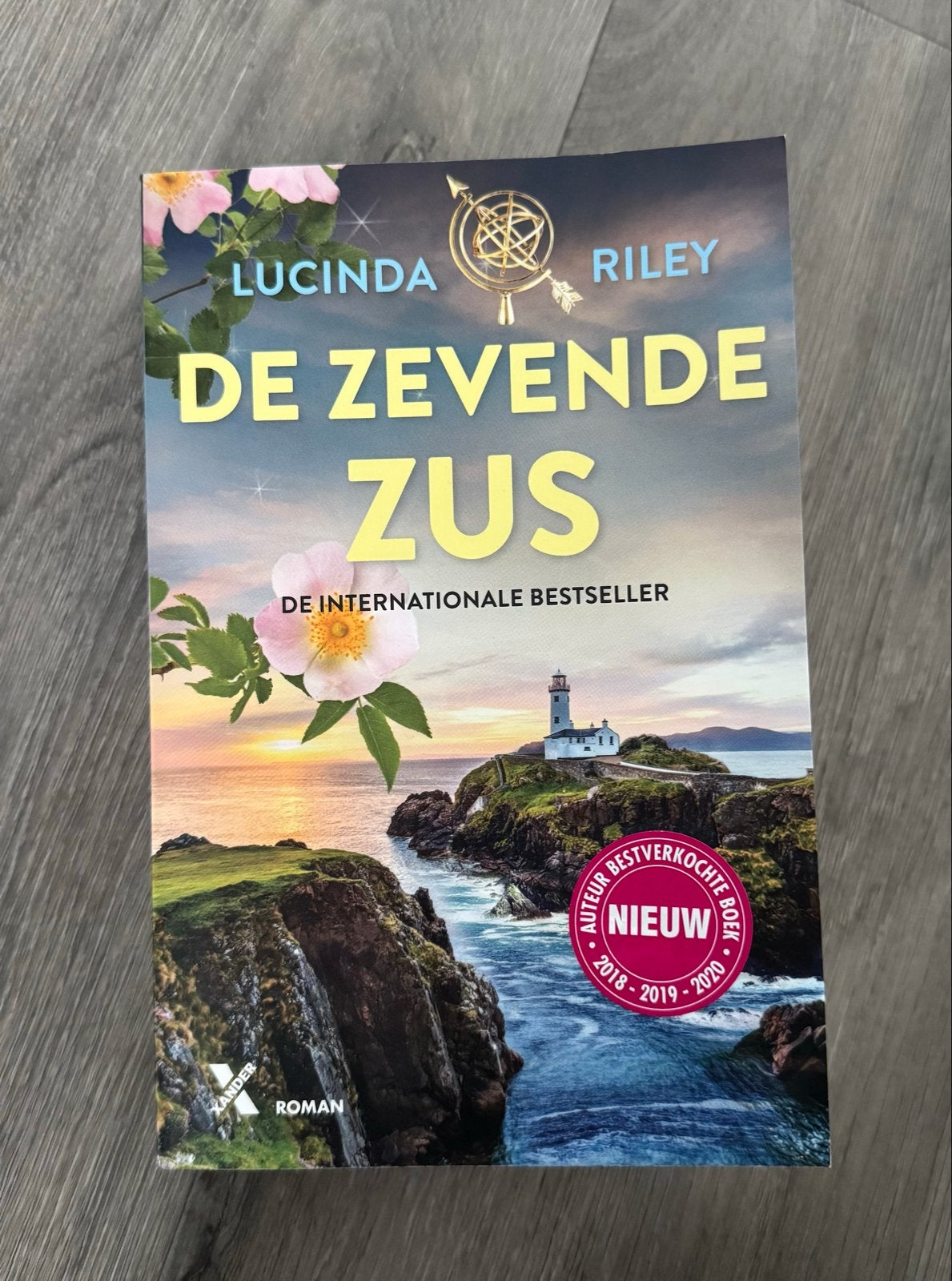 De Zeven Zussen - De Zevende Zus (Lucinda Riley), Boeken, Ophalen of Verzenden, Zo goed als nieuw, Europa overig