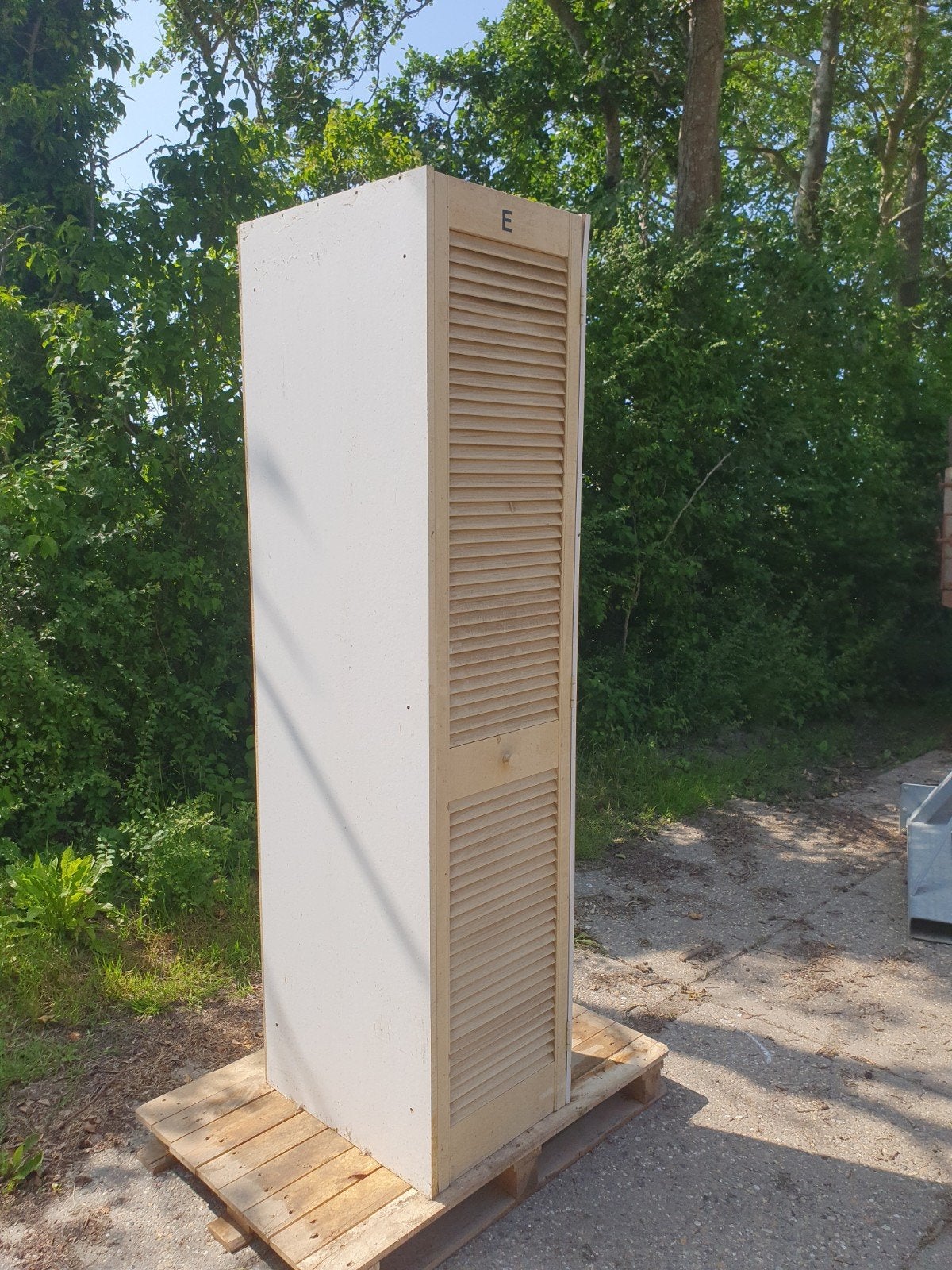 Louvrekast met planken - Ideaal voor opslag, Ophalen, Minder dan 50 cm, Functioneel, Klassiek, 200 cm of meer