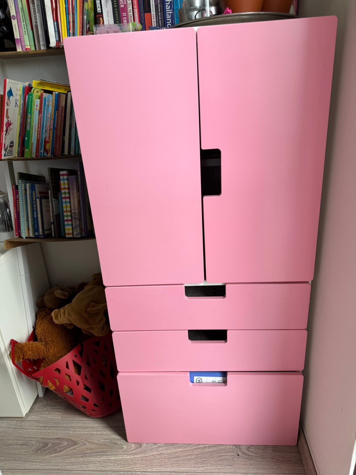 Ikea stuva kinderkast met roze duurtje en lades, Ophalen, Minder dan 75 cm, 50 tot 70 cm, 105 cm of meer