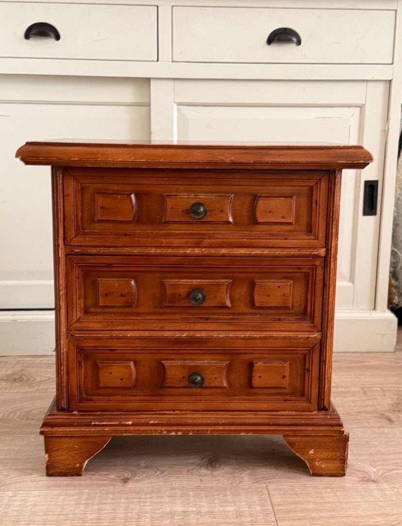 Brocante houten ladekastje met 3 lades, Huis en Inrichting, Kasten | Ladekasten, Ophalen, Minder dan 50 cm, Gebruikt, 3 of 4 laden