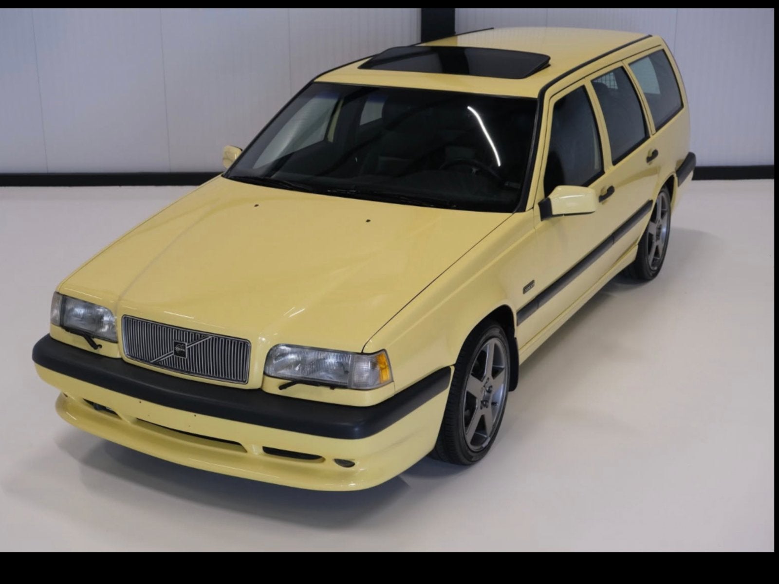 Volvo 850 T-5R Cream Yellow., Ophalen, Gebruikt, Volvo
