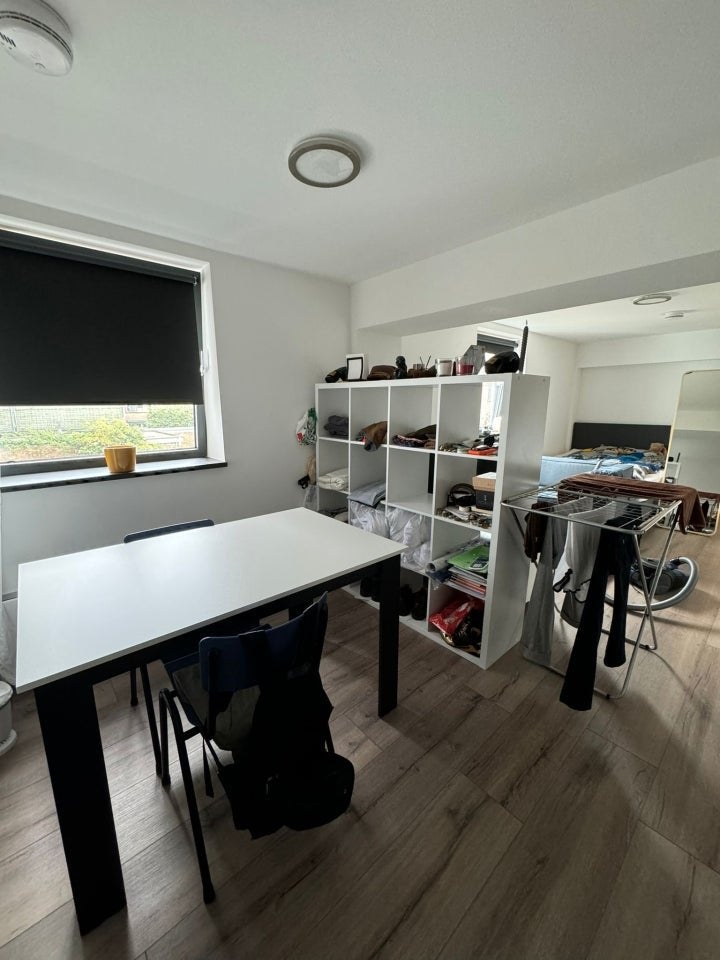 NIEUW! Woonruimte te huur Thomas van Kempenstraat, Tilburg