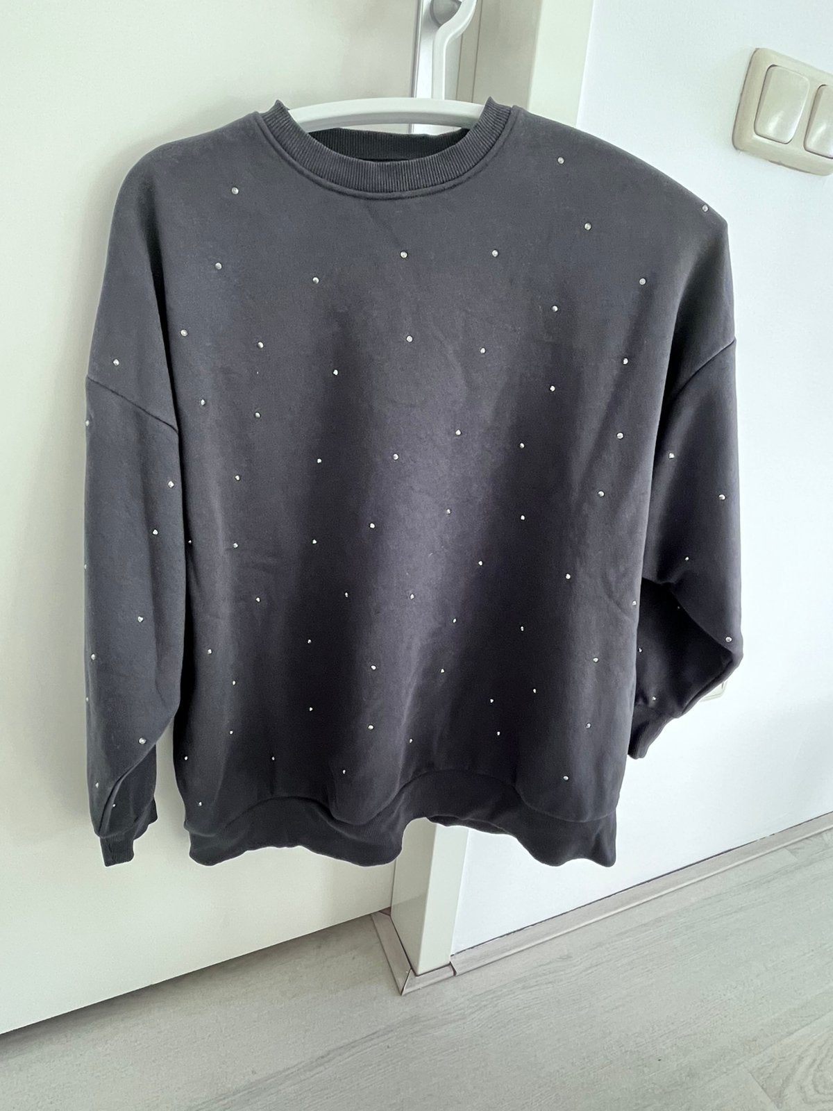 Sweater Shoeby studs, Ophalen of Verzenden, Zo goed als nieuw, Maat 46 (S) of kleiner, Grijs