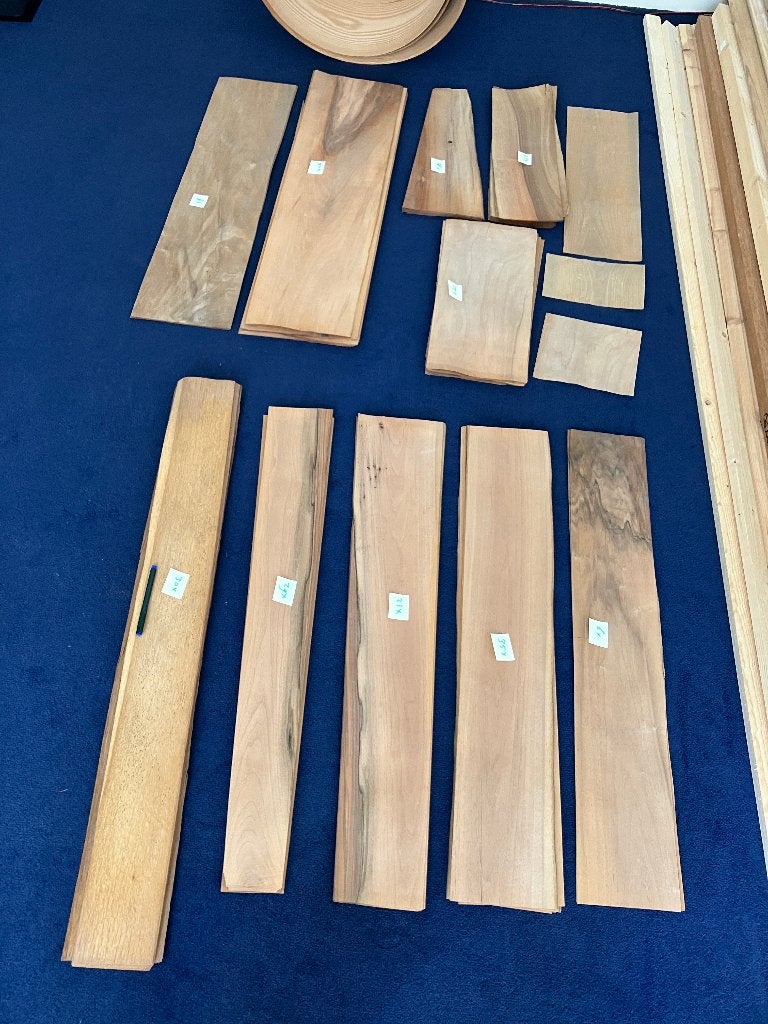 Grote partij fineer fineerhout fineervel 230 plakken, Zo goed als nieuw, Bruin, Knutselmateriaal, Hout