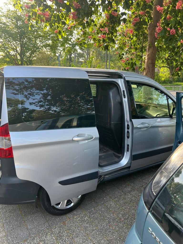 Ford Transit Courier 1.5 Tdci 55KW 2016, Auto's, 74 pk, Euro 6, 4 cilinders, Origineel Nederlands
