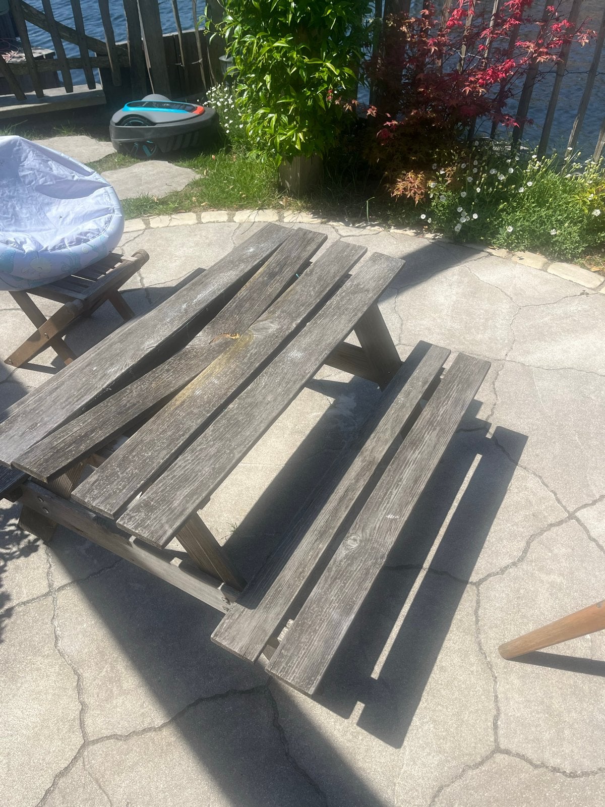 Gratis houten picknicktafel met zandbak en zak zand, Gebruikt, Rechthoekig, Hout, Ophalen