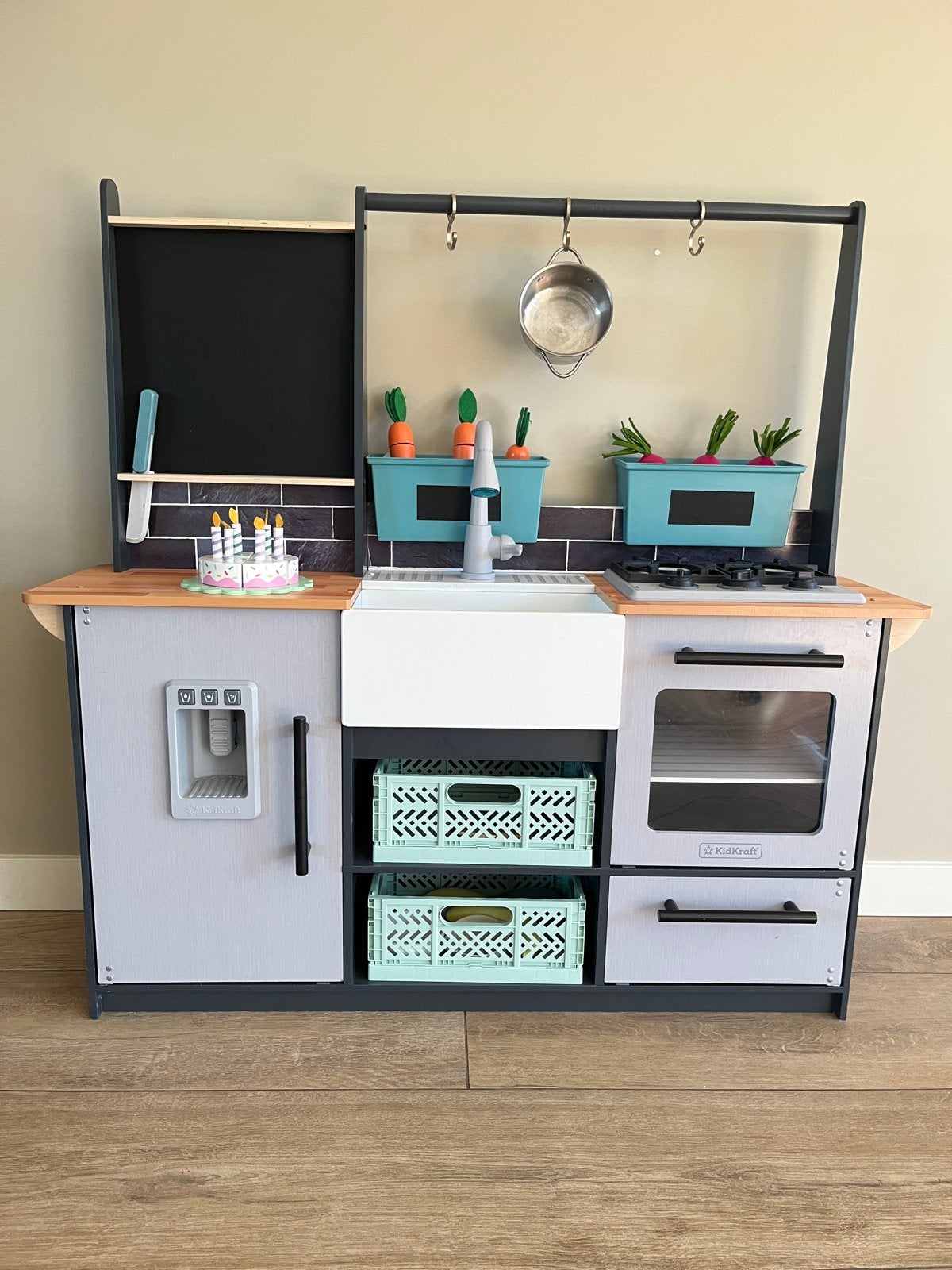 Kidkraft Speelkeuken met werkende ijsblokjesmachine, Ophalen, Gebruikt, Hout, Speelkeuken