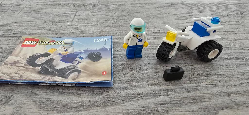 Lego 1249 Tri-motor compleet met handleiding, Gebruikt, Overige thema's, Lego, Ophalen of Verzenden