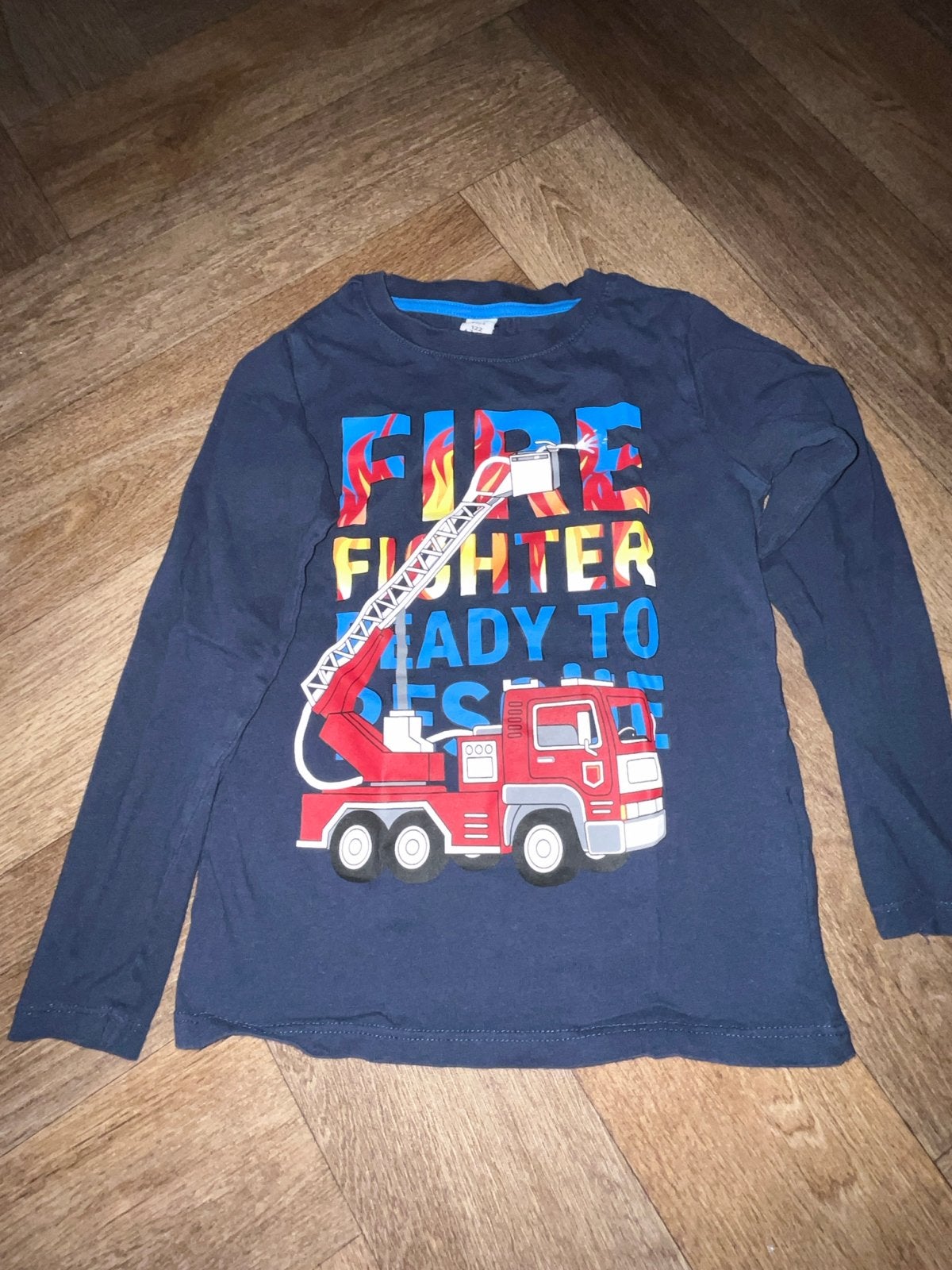 Dopodopo jongens longsleeve brandweer maat 122, Kinderen en Baby's, Ophalen of Verzenden, Gebruikt, Jongen, Shirt of Longsleeve