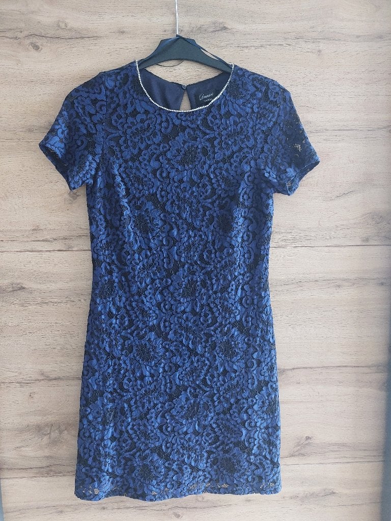 Jurk - Blauw - Kant - Maat 36 - Feestelijk, Kleding | Dames, Blauw, Ophalen of Verzenden, Zo goed als nieuw, Knielengte