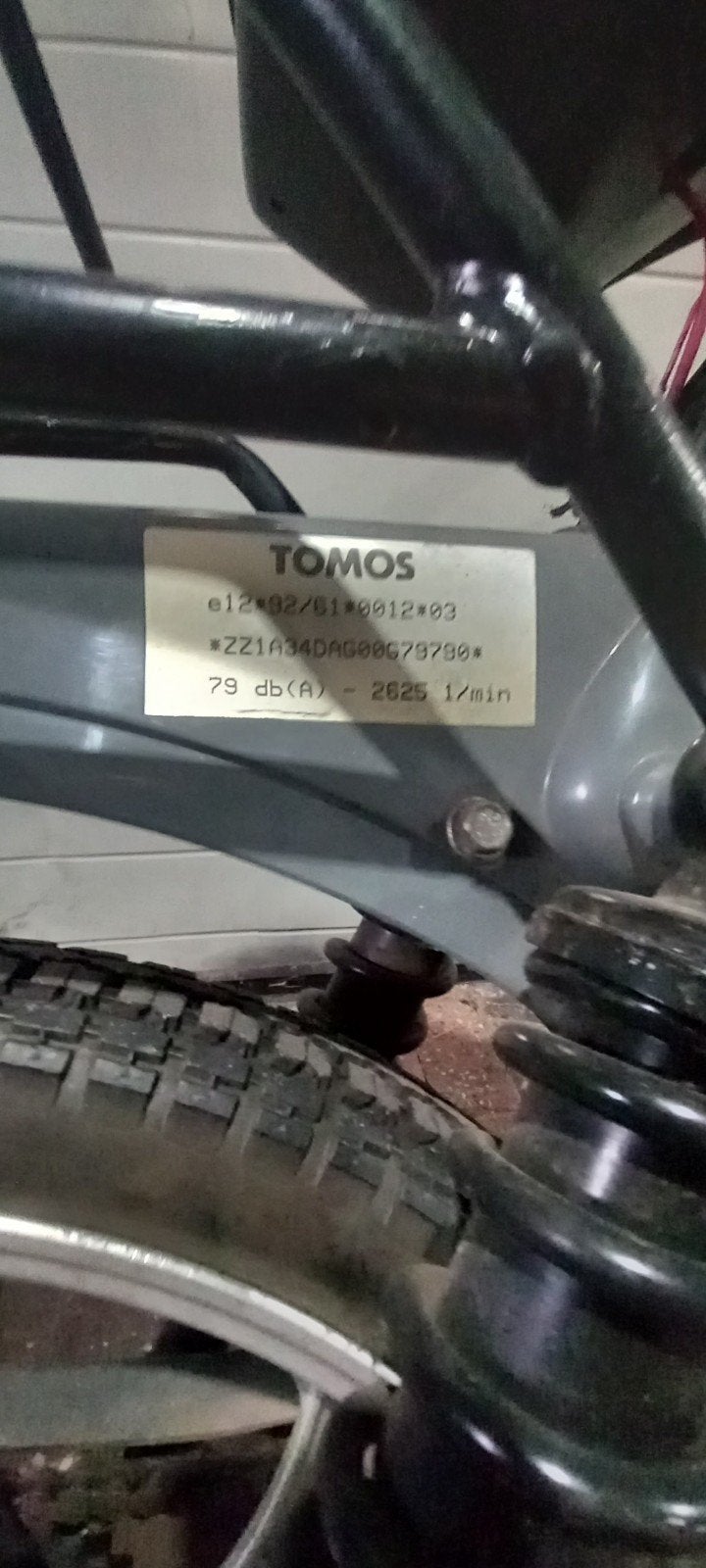 Tomos quadro E-start ( inruil mogelijk ), Ophalen, Tomos, Zo goed als nieuw, Benzine