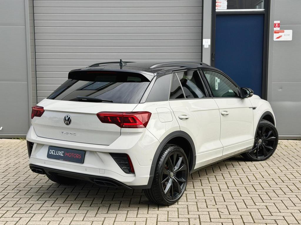 Volkswagen T-Roc 1.5 TSI R-Line DSG Keyless|Camera|IQ|Massag, Zwart, 4 cilinders, 150 pk, Bedrijf
