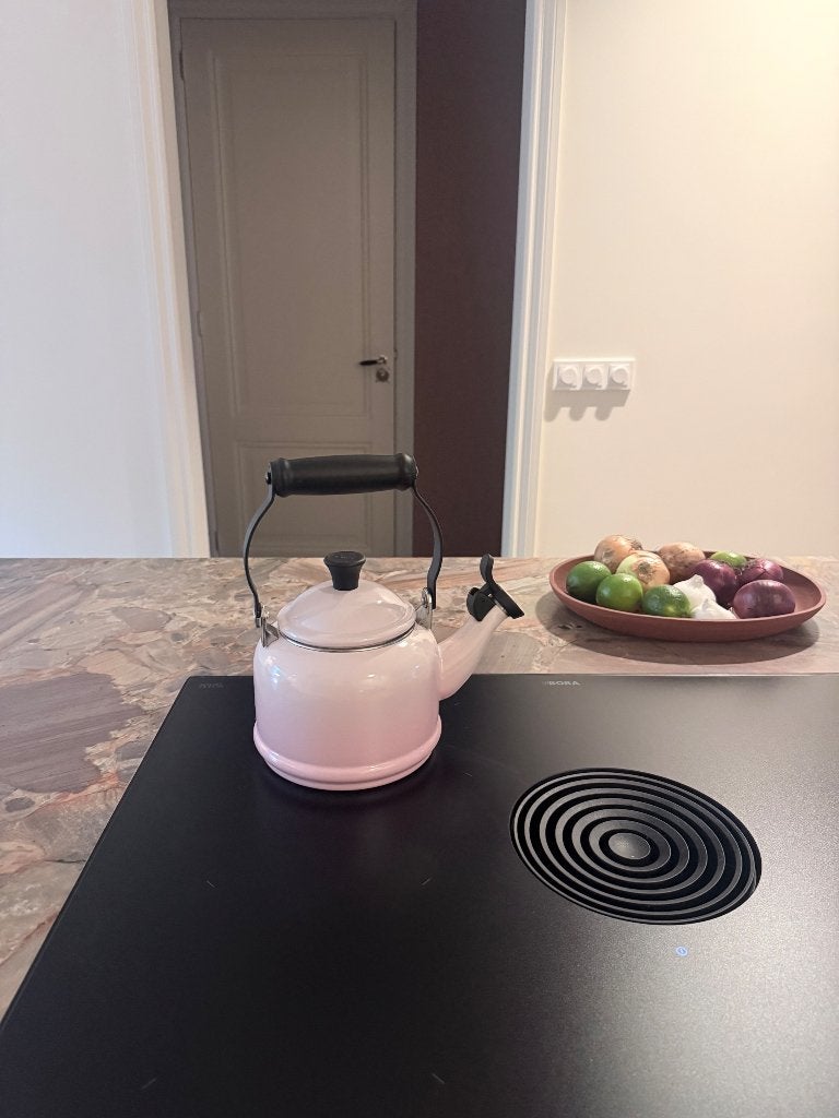 Creuset fluitketel, Gebruikt, Roze, Overige materialen, Le Creuset