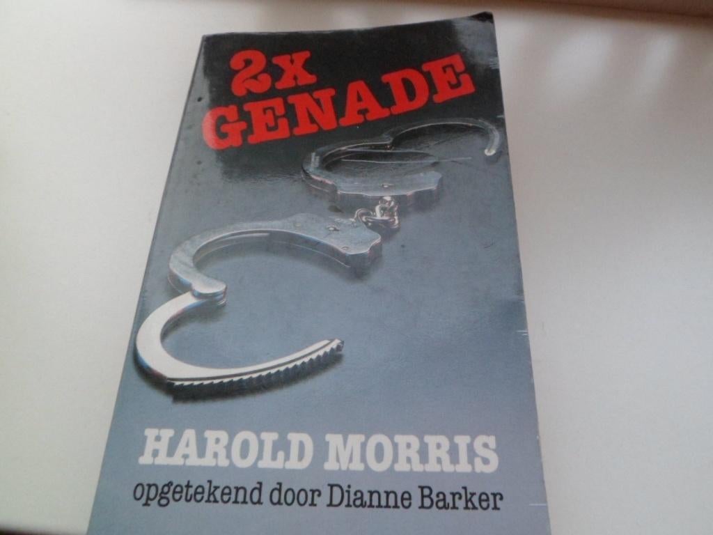 2 x Genade - Harold Morris, Ophalen of Verzenden, Zo goed als nieuw