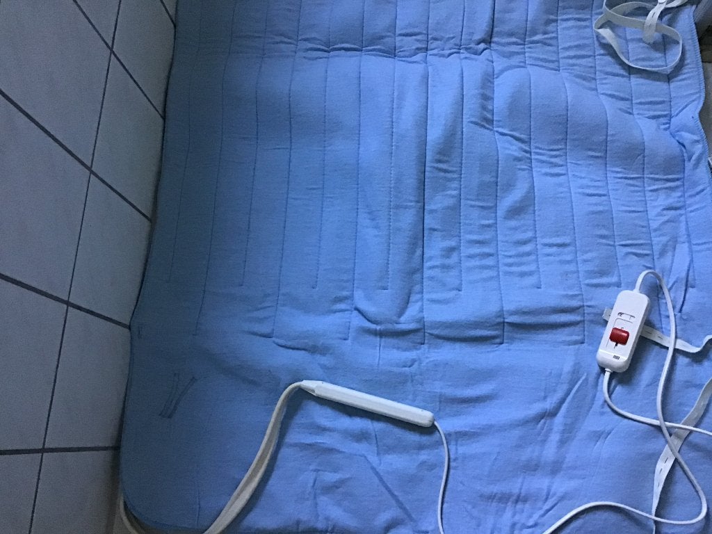 1 persoons elektrische onderdeken merk Inventum, Huis en Inrichting, Ophalen, Gebruikt, Eenpersoons, Blauw