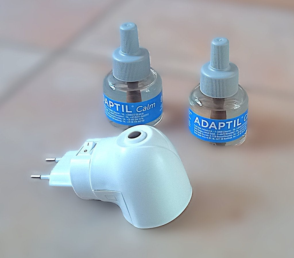 Adaptil Calm voor honden - plug-in verdamper en 2 flacons, Ophalen of Verzenden, Zo goed als nieuw, Overige typen