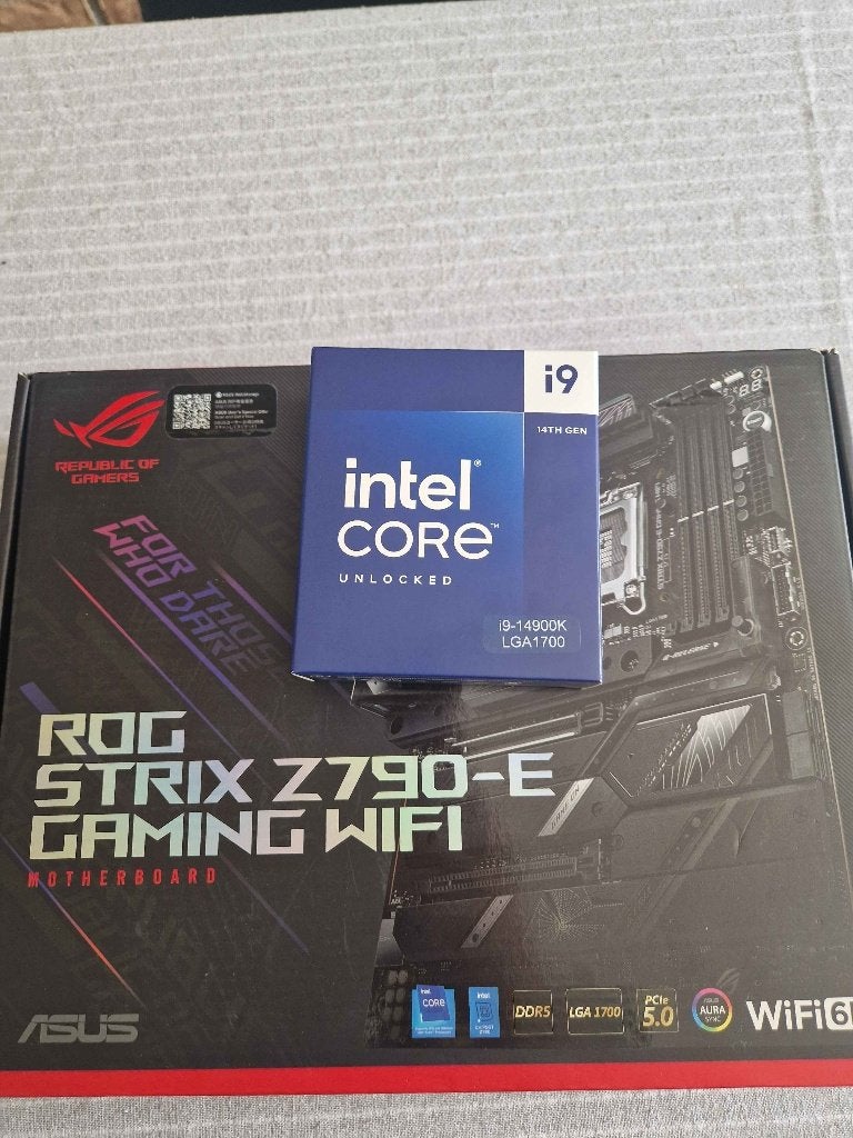 Asus Strix Z790-E Gaming Wifi+ Intel i9 14900K, Computers en Software, Moederborden, LGA 1700, Ophalen of Verzenden, Zo goed als nieuw