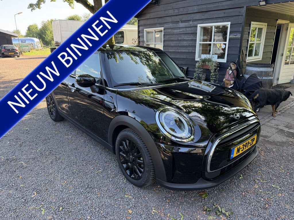MINI 5-deurs 1.5 One Business Edition NAV|PDC|VIRTUAL|AUTOMA, Auto's, Mini, Bedrijf, Te koop, One, ABS, Airbags, Airconditioning