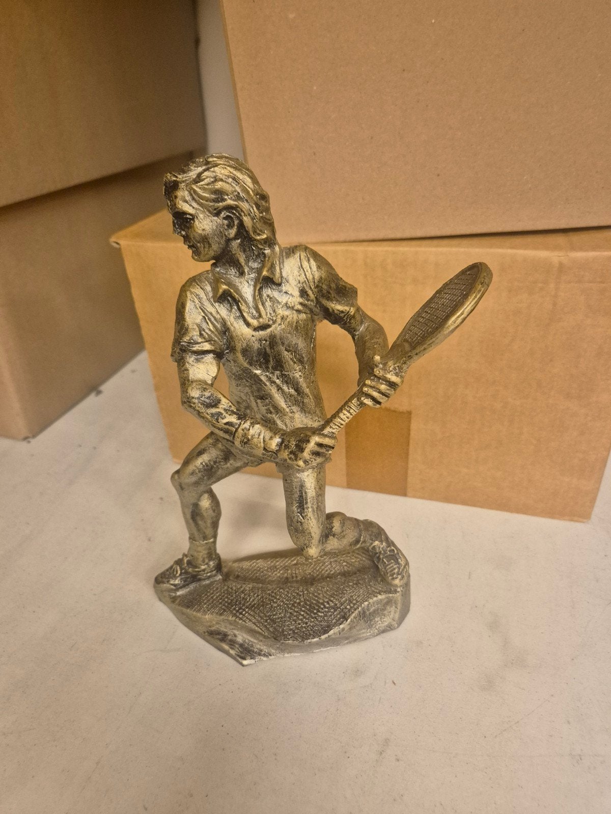 Tennis Trofee Beeldje - Gouden Tennisspeler, Sport en Fitness, Overige merken, L00, Overige typen, Ophalen of Verzenden
