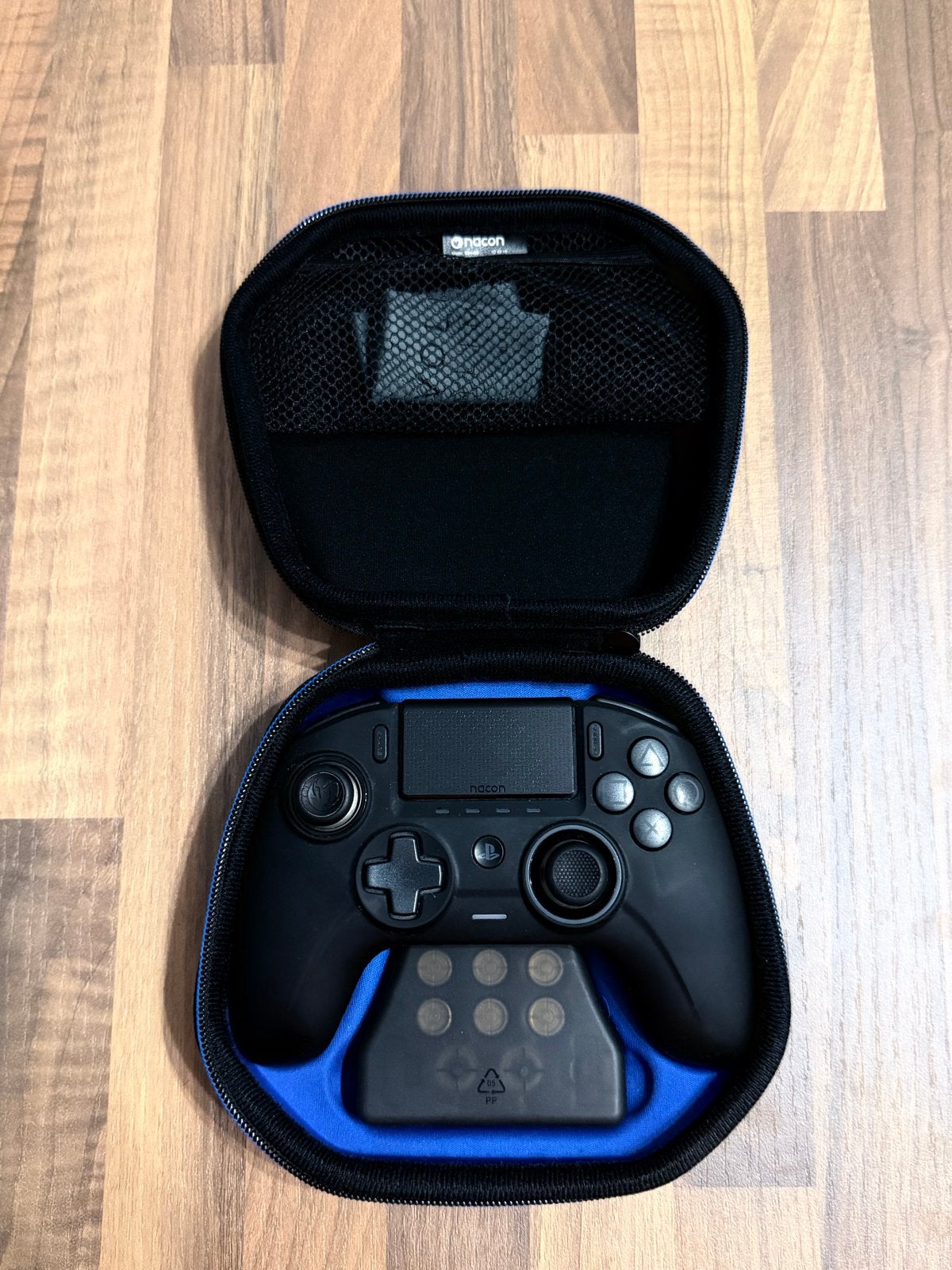 Nacon Unlimited Revolution Pro Controller - Gebruikt maar go, Spelcomputers en Games, Spelcomputers | Sony PlayStation Consoles | Accessoires